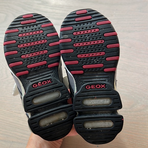 Geox Kids Jr White and Grey Fighter 2 Sneakers Shoes - Picture 5 of 7